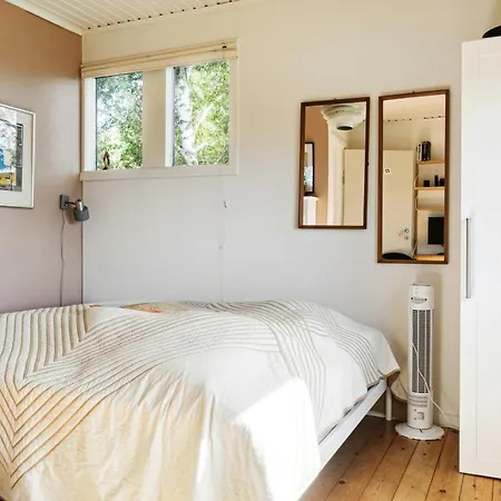 Ferienhaus Hear Trees' Rustle And Enjoy View From Terrace