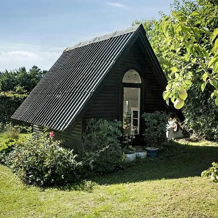 Hear Trees' Rustle And Enjoy View From Terrace Σπίτι διακοπών