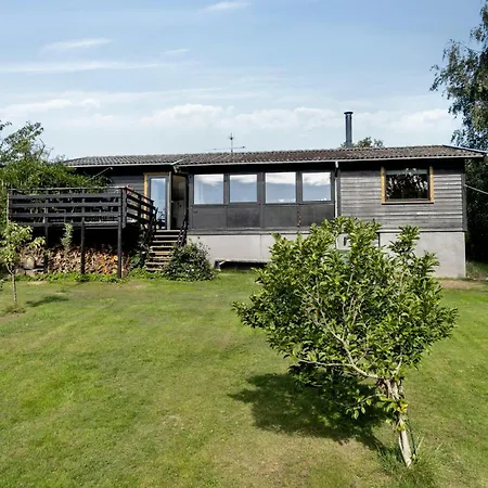 Hear Trees' Rustle And Enjoy View From Terrace Ferienhaus *