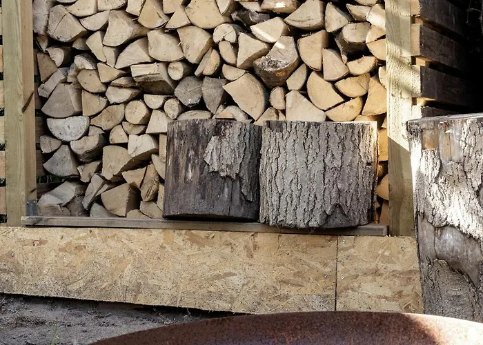 Hear Trees' Rustle And Enjoy View From Terrace Tatil Evi *